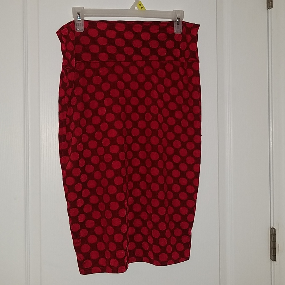 **LAST CHANCE**  Lularoe Cassie skirt